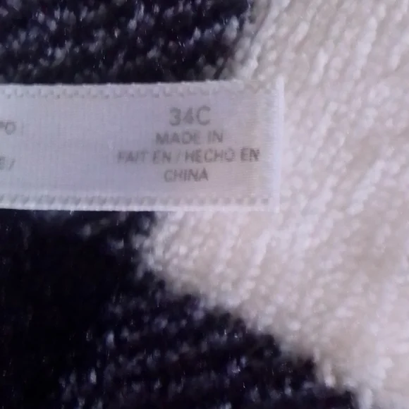 White lingerie Victoria Secret 34C - Picture 6 of 7